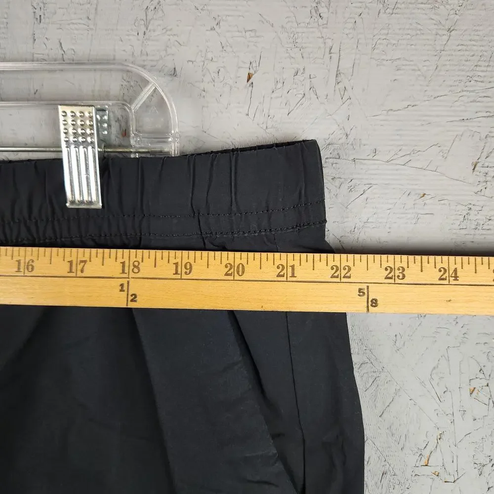 Banana Republic brand banana